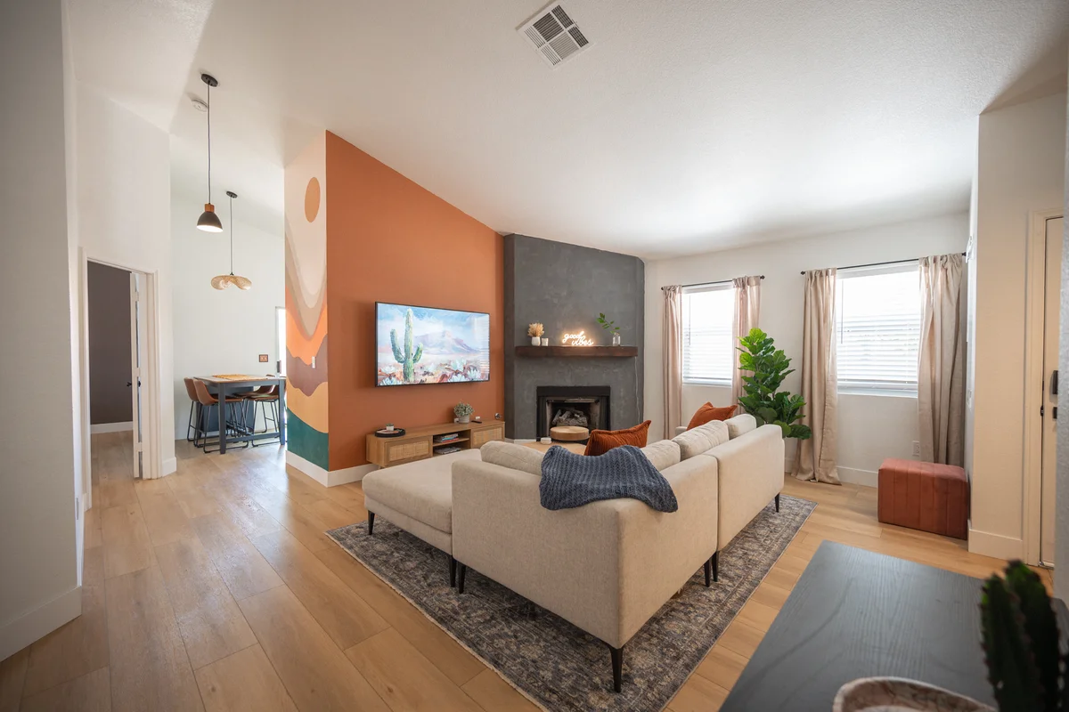 Desert Stay 3 bed 2 bath | Las Vegas NV