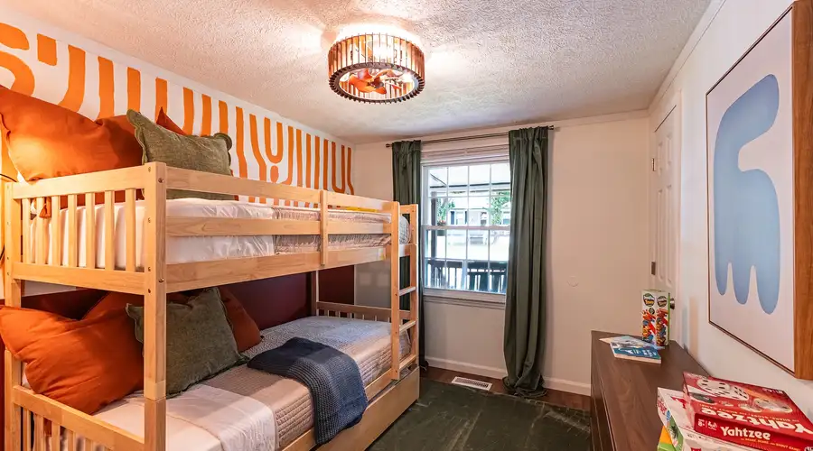 Renovated Fayetteville Retreat w/ Hot Tub!