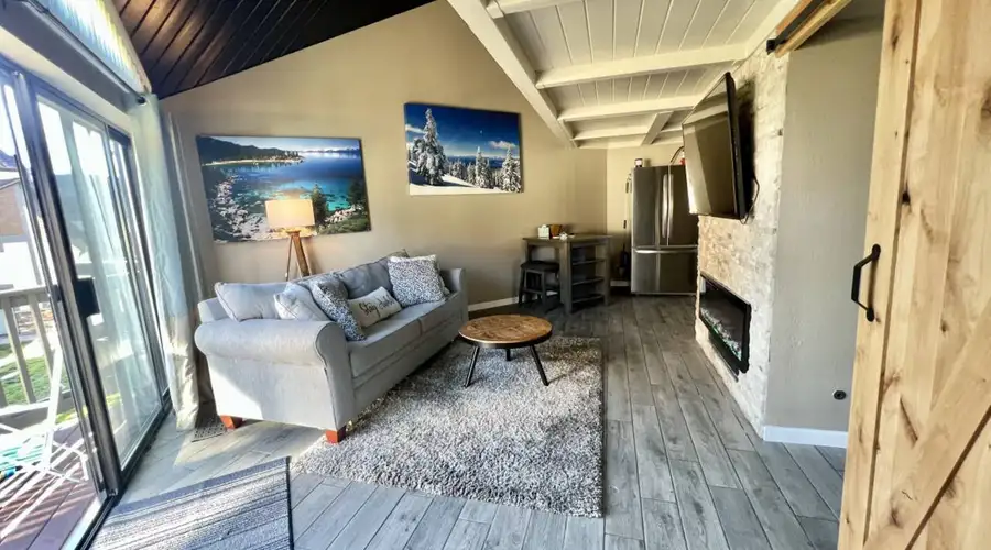 TahoeKeys · 2-Story Loft Condo · Garage · Near Casinos and Lake