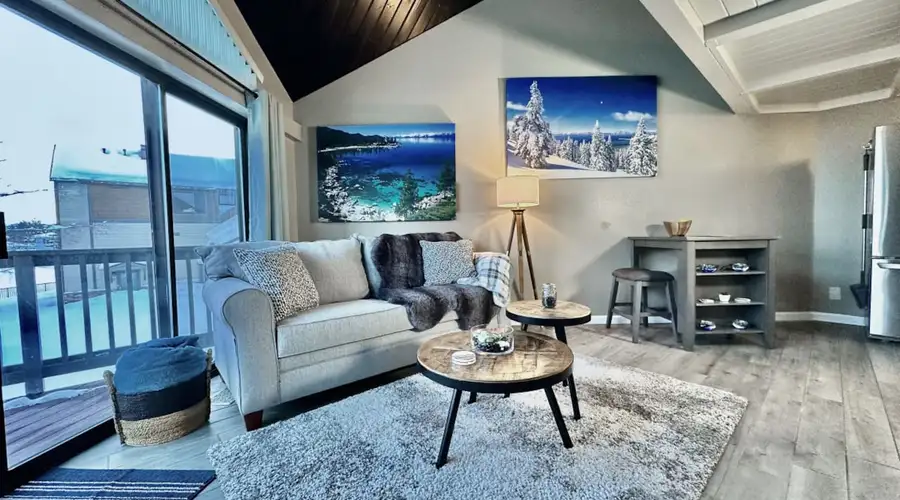 TahoeKeys · 2-Story Loft Condo · Garage · Near Casinos and Lake