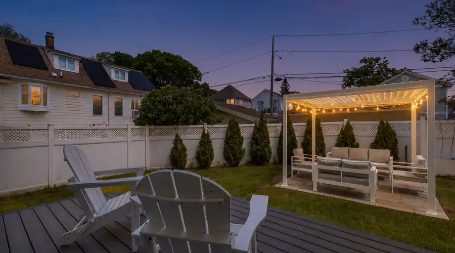 Walnut Beach Luxury House