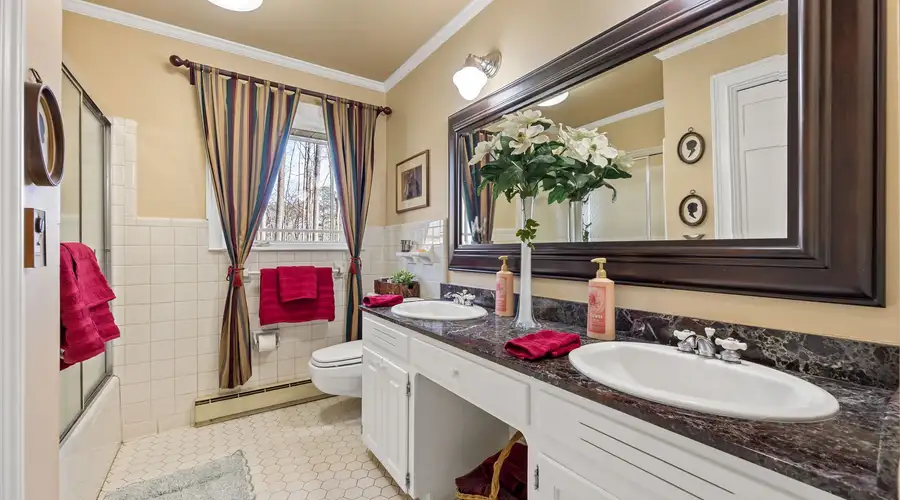 Azalea Cottage