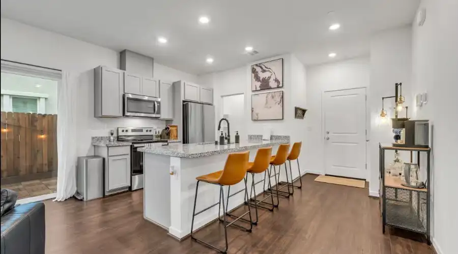 Comfy 3 BD + Secure Safe + Baby Friendly