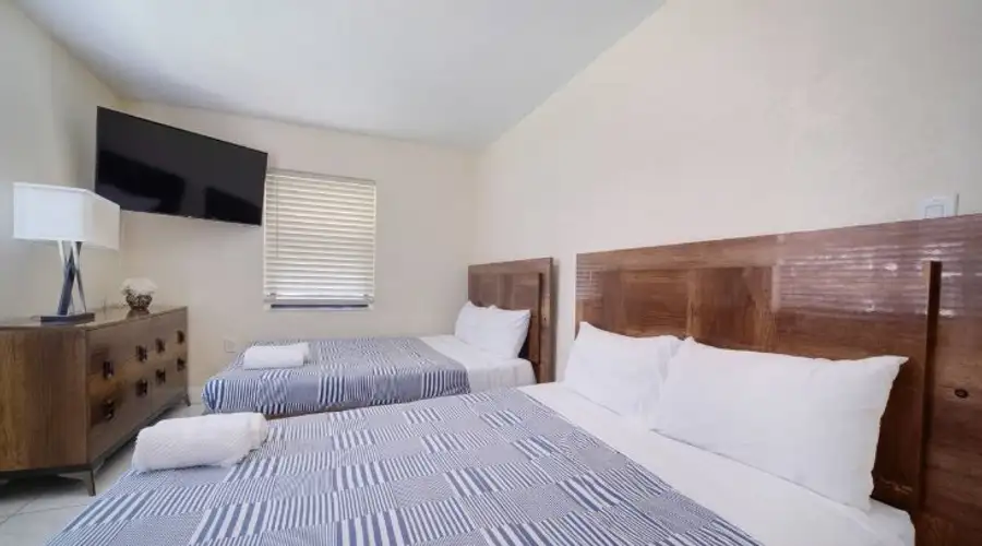 Most Affordable Miami House Fits 8 People