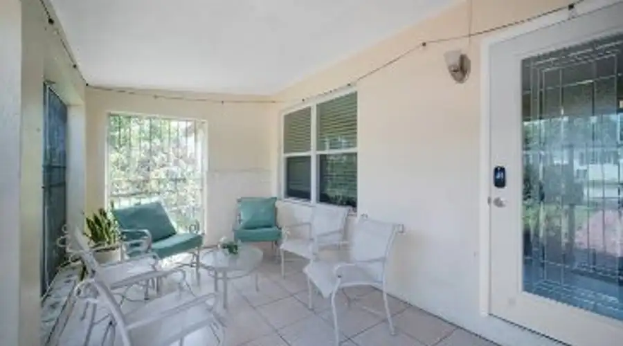 Most Affordable Miami House Fits 8 People