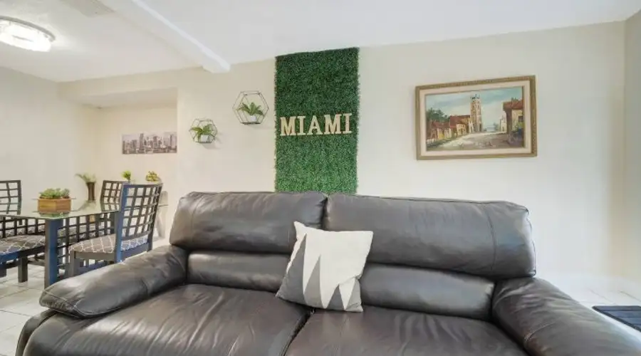 Most Affordable Miami House Fits 8 People