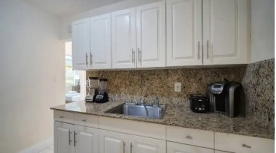 Most Affordable Miami House Fits 8 People