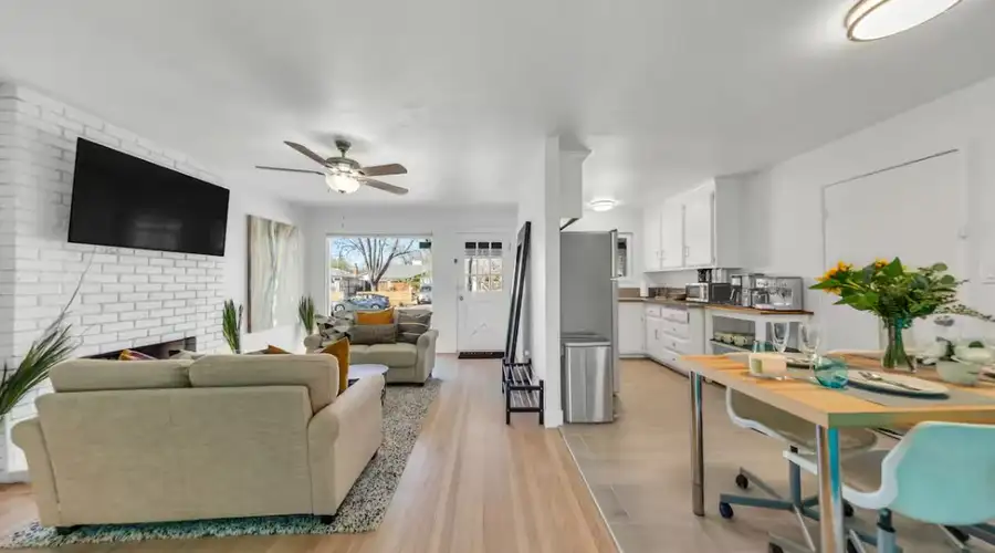 3 bd Bungalow With Putting Green