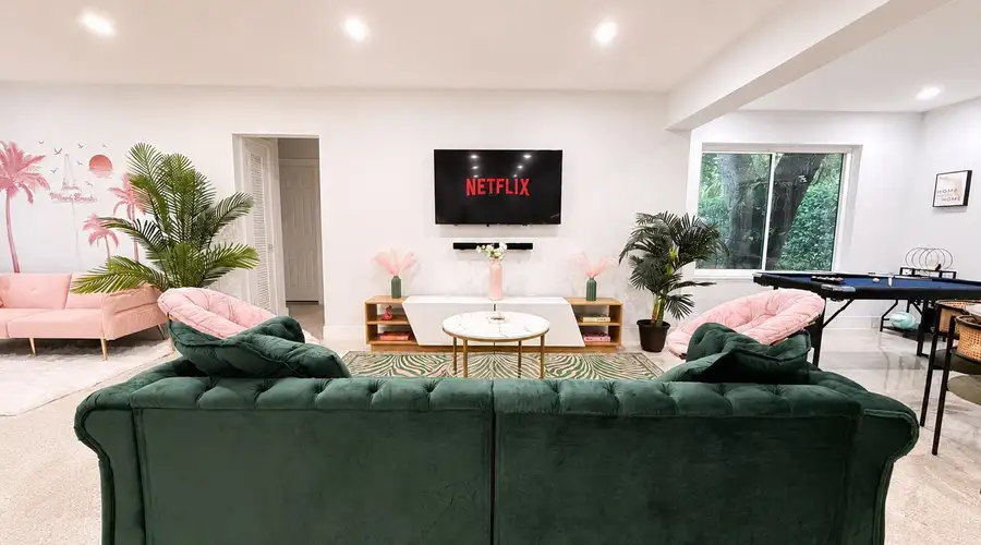 Modern Smart Home | Private Karaoke Room