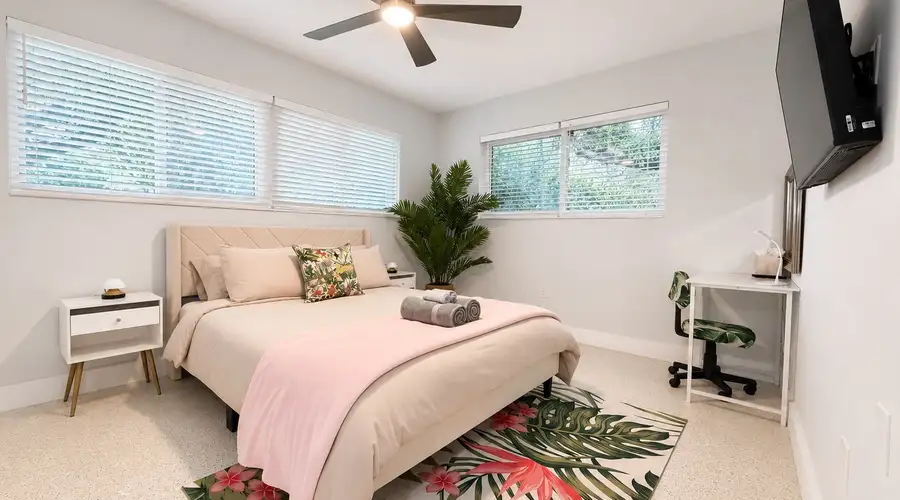 Modern Smart Home | Private Karaoke Room