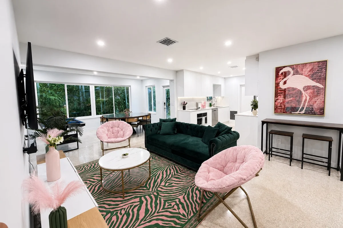 Modern Smart Home | Private Karaoke Room