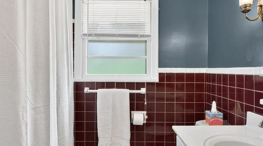 Cozy 3BR 2BA Near Iroquois Park, Downtown, Airport