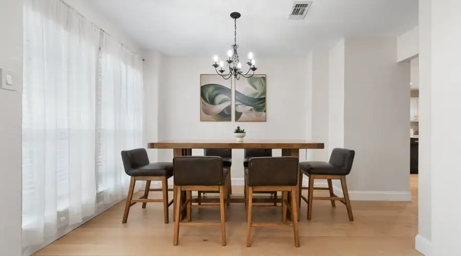 Spacious 5-BD/2.5-BA ft a Pool Oasis and BBQ Grill