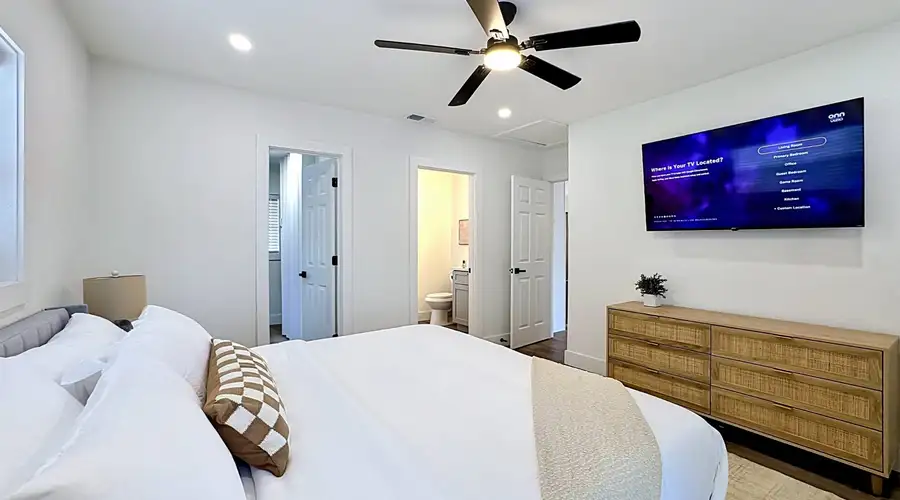 Sunny Englewood Beach Getaway• Minutes From Beach
