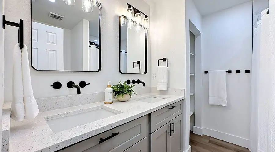 Sunny Englewood Beach Getaway• Minutes From Beach