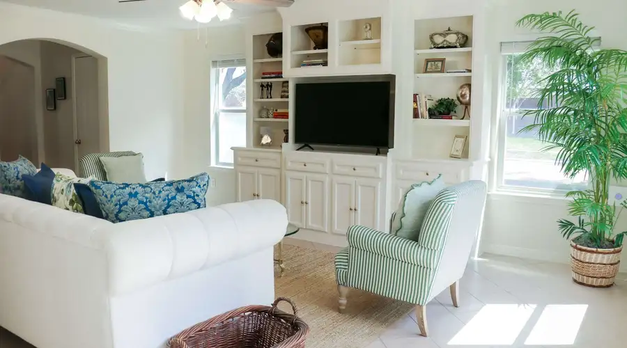 3-BD Charming Getaway, Only 10 mins to DT!