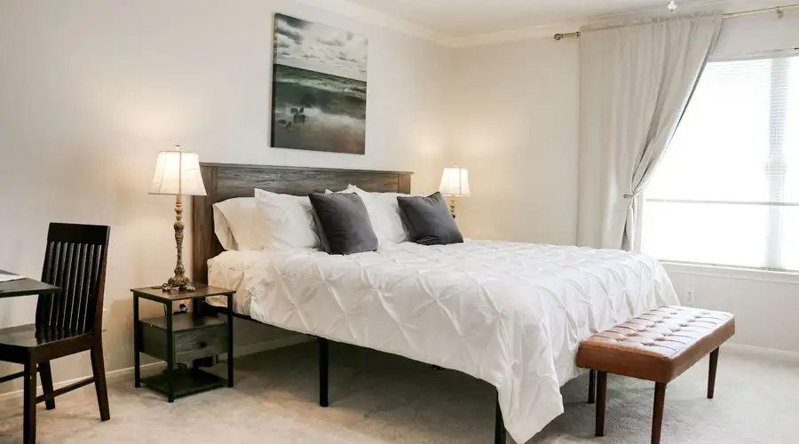 3-BD Charming Getaway, Only 10 mins to DT!