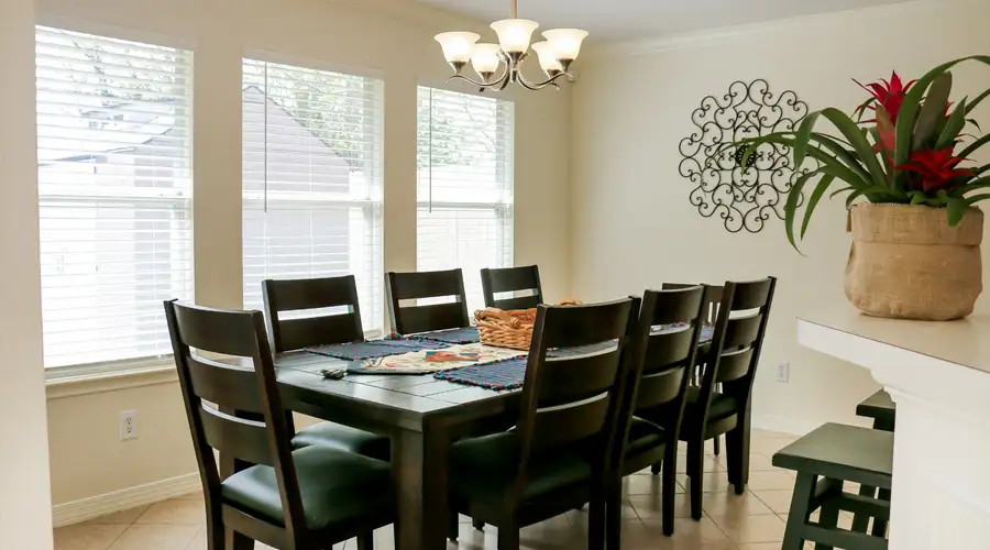3-BD Charming Getaway, Only 10 mins to DT!