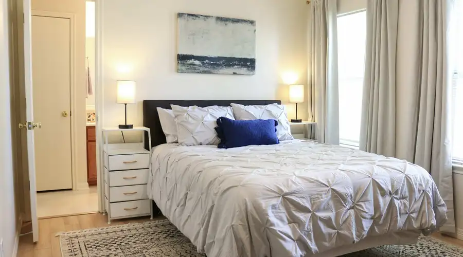 3-BD Charming Getaway, Only 10 mins to DT!