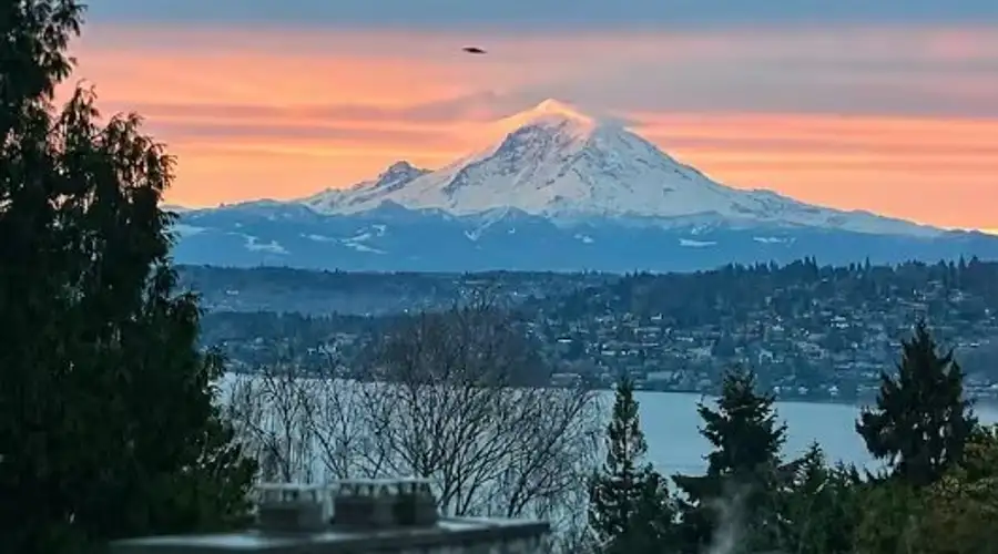 Luxe Seward Pk Estate w/ Views | Pool+Hot Tub