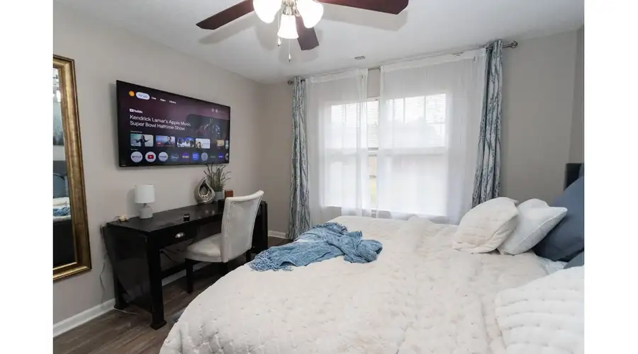 Lux Blush Haven 10 minutes to Uptown Charlotte - 3 Bed 2 Bath SFH