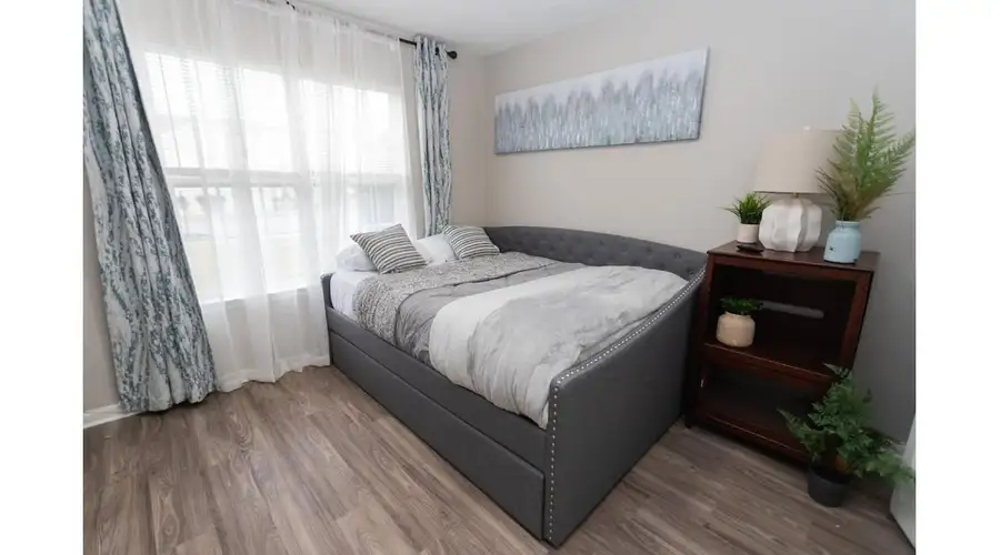 Lux Blush Haven 10 minutes to Uptown Charlotte - 3 Bed 2 Bath SFH
