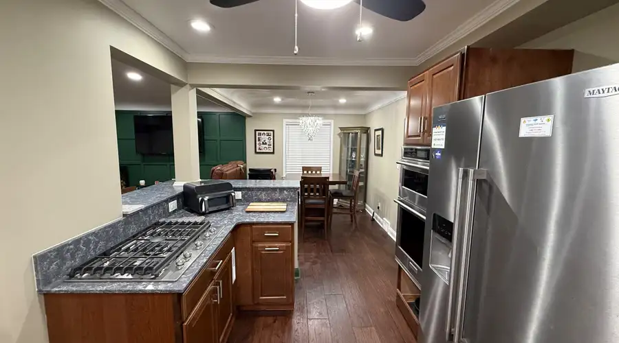 Beautiful 3 bedroom home in a beautiful and quiet neighborhood in Detroit