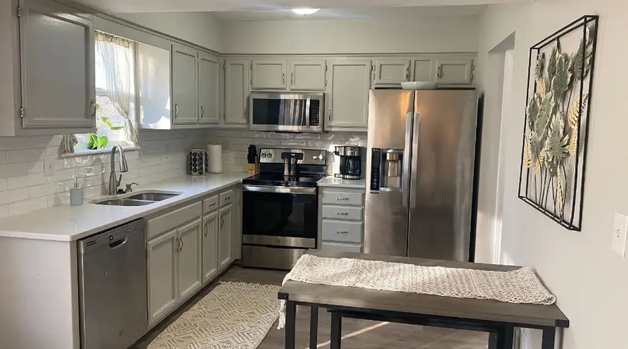 Fully Equipped 3BR with Private Garage