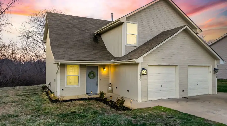 Fully Equipped 3BR with Private Garage