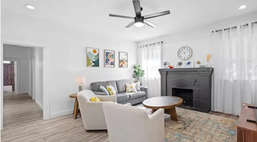 Cozy 3-Bed Home Near Ontario Mills & Toyota Arena