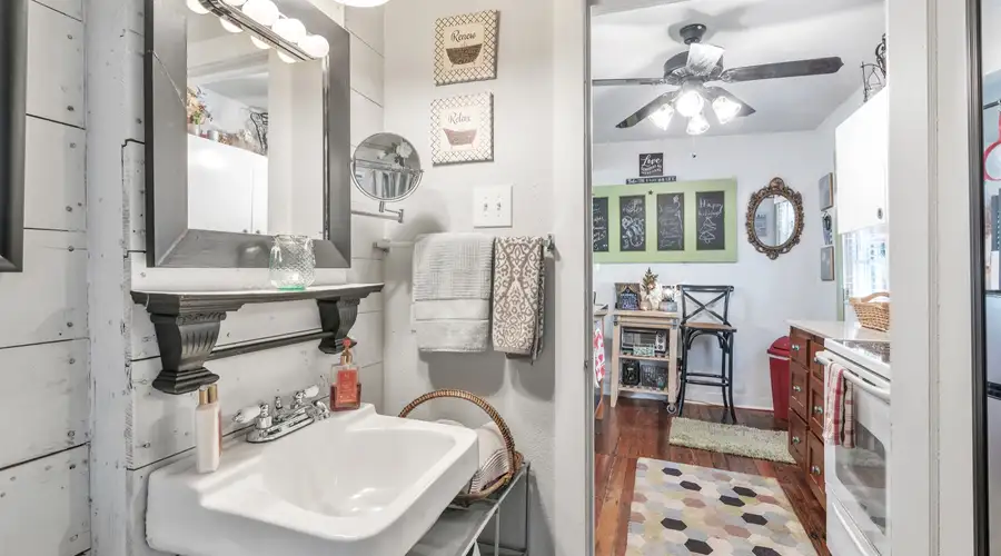 The Cozy Cottage Waxahachie