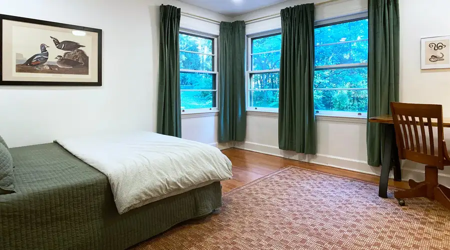 Asheville Woodland Retreat- Oakley