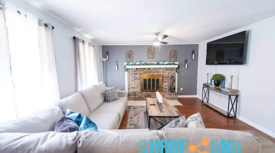 Peach Tree | 3BR Home Near LRAFB, Sherwood