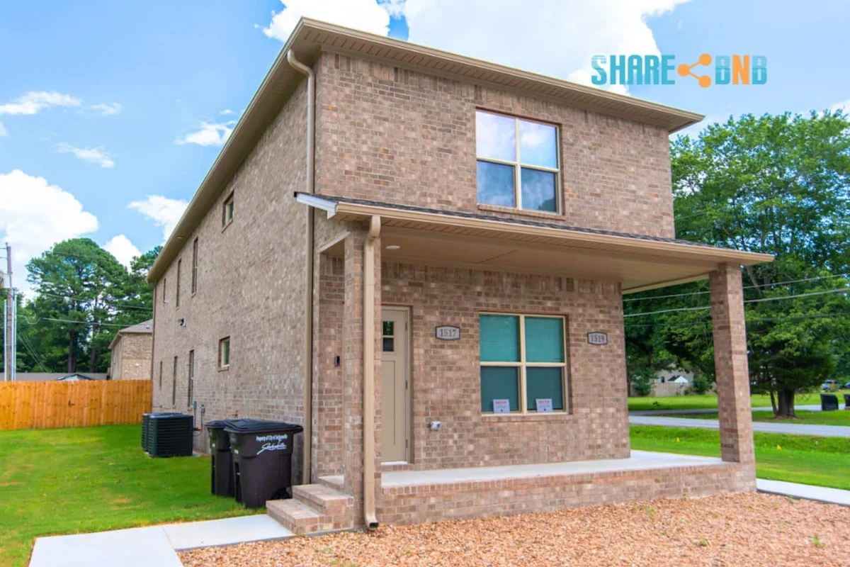 1517 Stamps | New-Build 3BR Duplex Unit Near LRAFB, Jacksonville