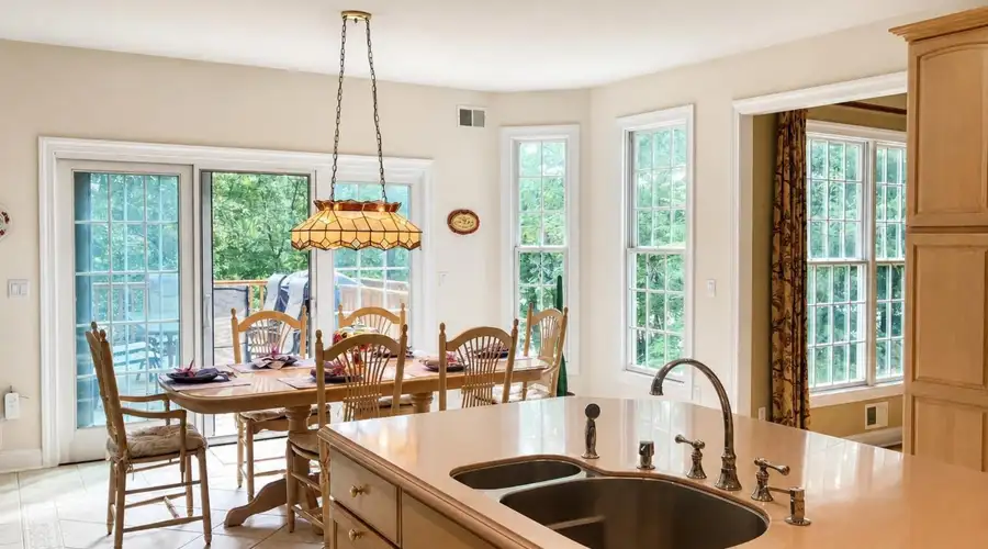 Lakefront Executive Home — Fully Furnished, Princeton/Route 1 Corridor