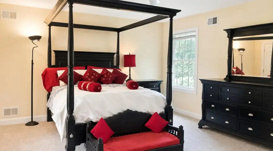 Lakefront Executive Home — Fully Furnished, Princeton/Route 1 Corridor