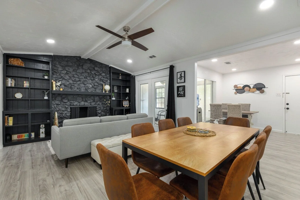 Spacious Updated 4-Bed Home in Irving!