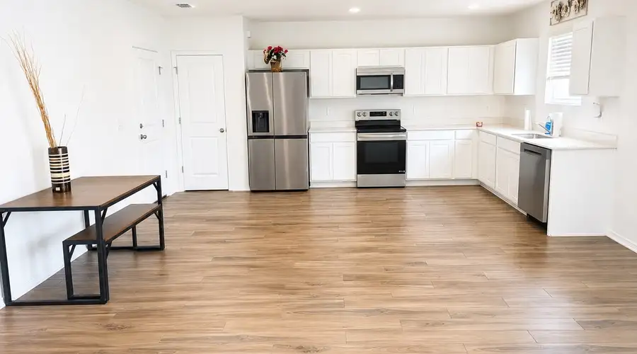 Beautiful 4bd Parrish Home- Available furnished / unfurnished