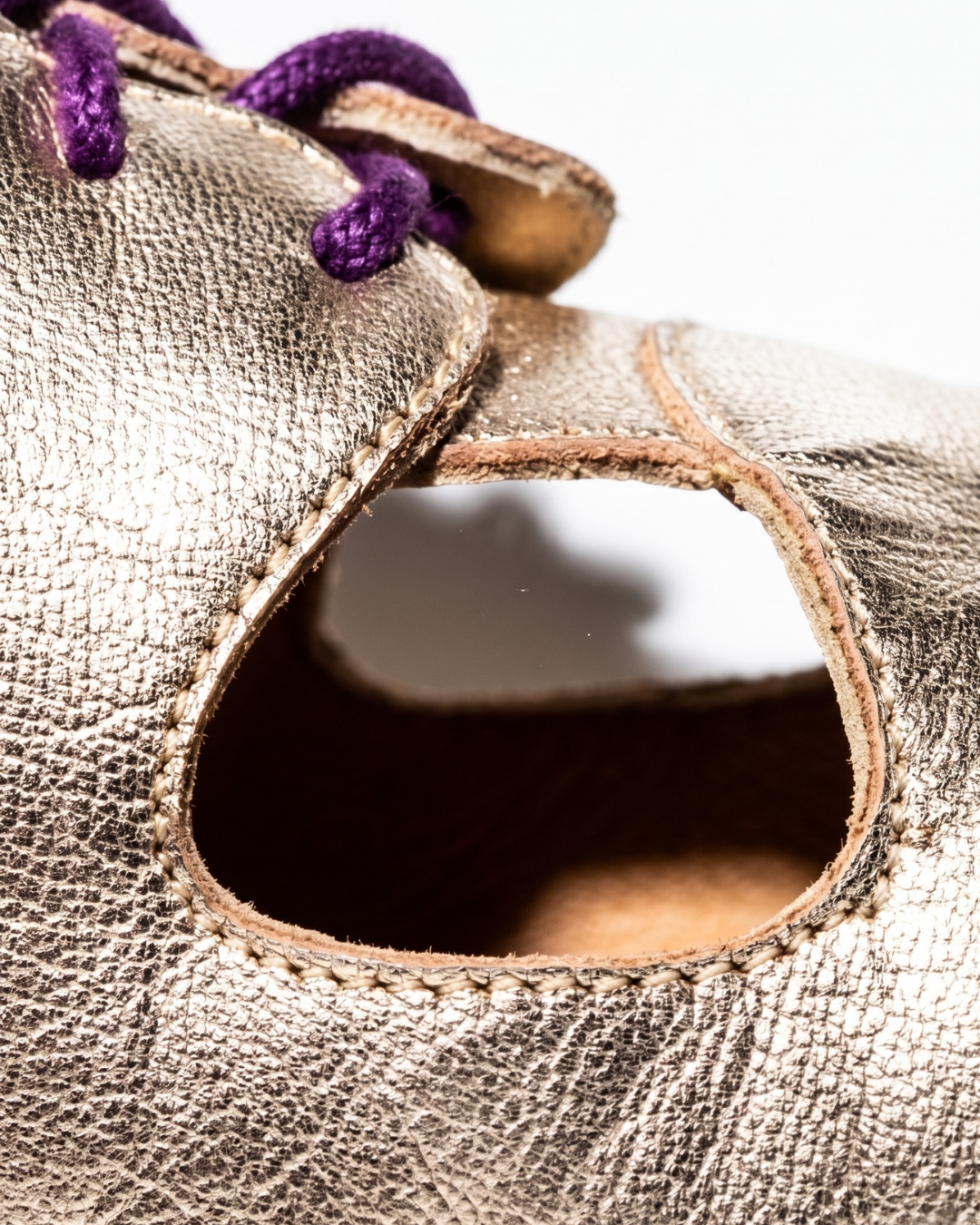 The Ava derby detail