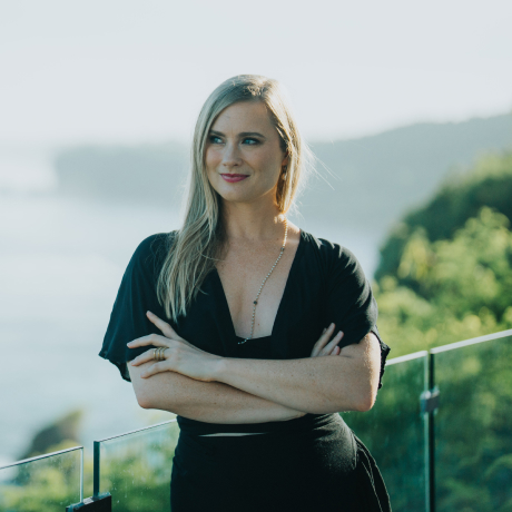 Coach Jessica Gold