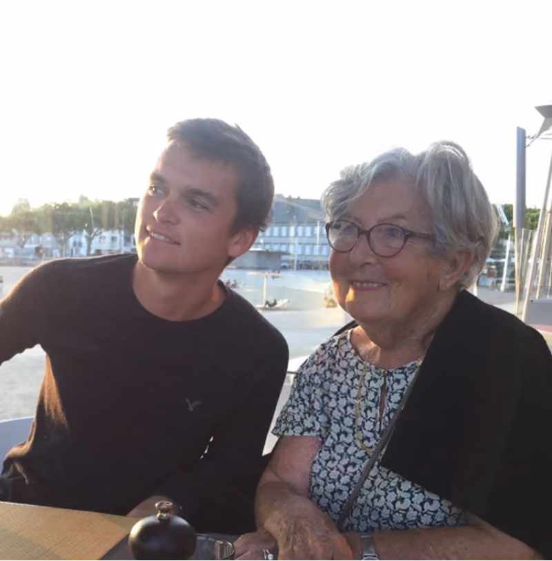 Antoine avec sa famille