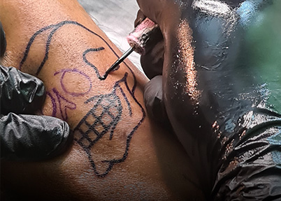 Gustavo Santamaria - Handpoke Flow