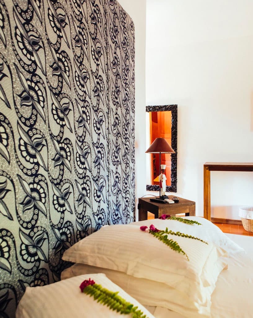 Chambre supérieure côté accueil — Ranch de Bango
