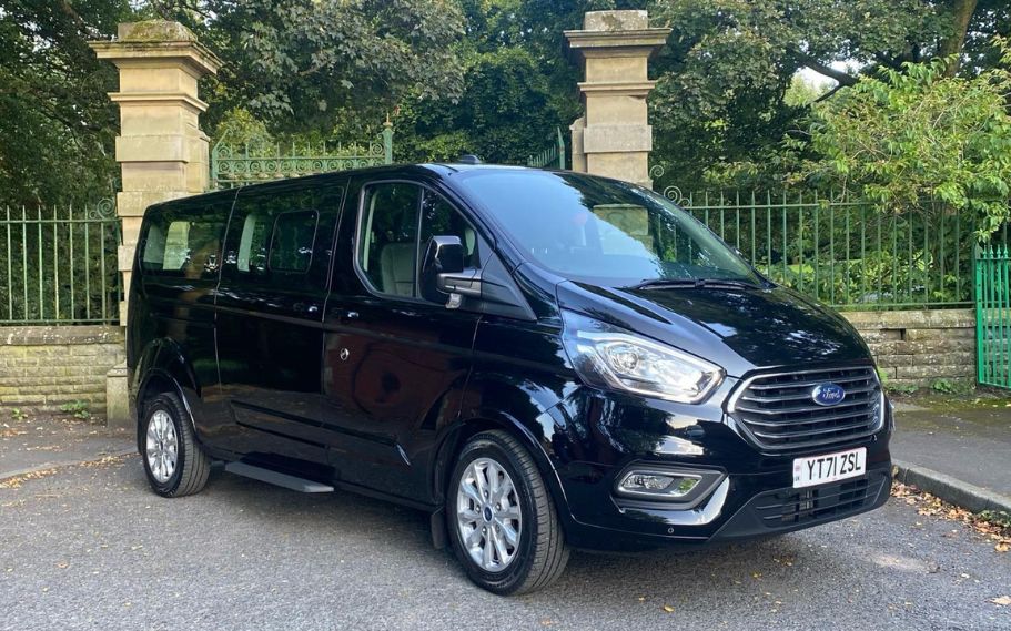 Minibus Taxi Hire for Half Term Holidays – Perfect for Groups & Families