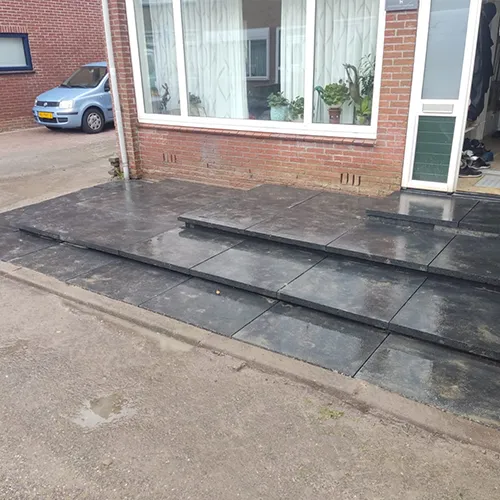 Tegels aangelegd in Capelle aan den IJssel