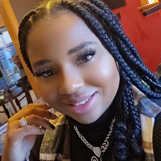 Nia