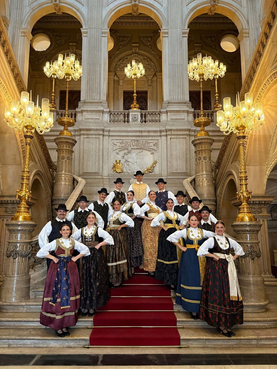 Folklorni ansambl “Zagreb–Markovac” predstavio Hrvatsku na međunarodnom festivalu FESTARTE 2025 u Portugalu