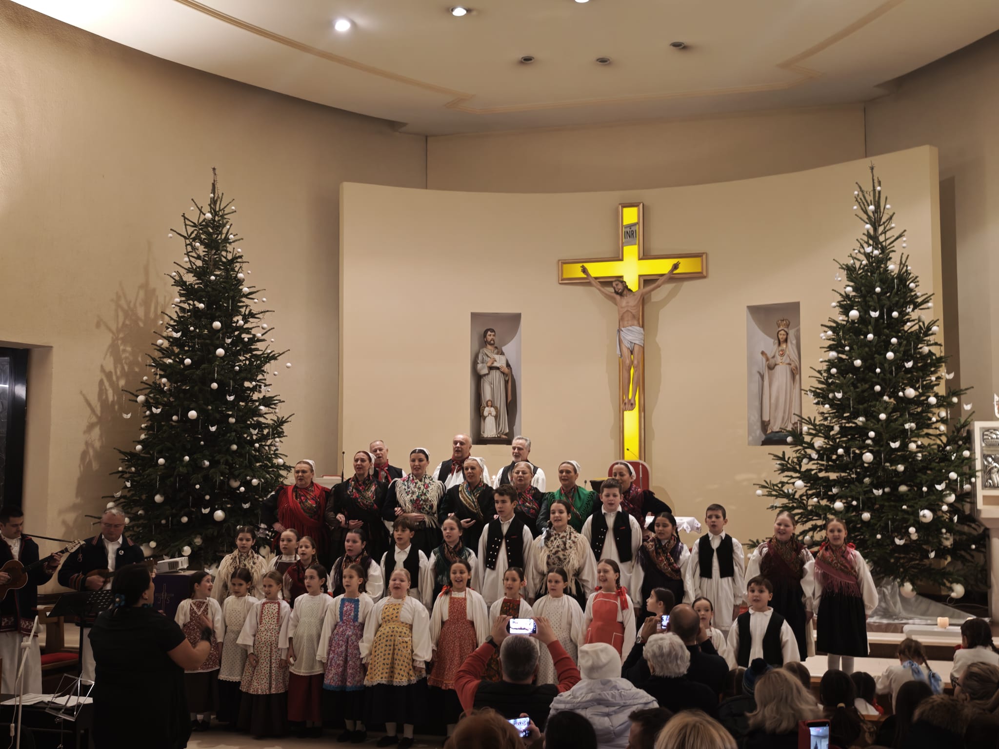 Prosinac u znaku Božića, zajedništva i pune snage Markovca