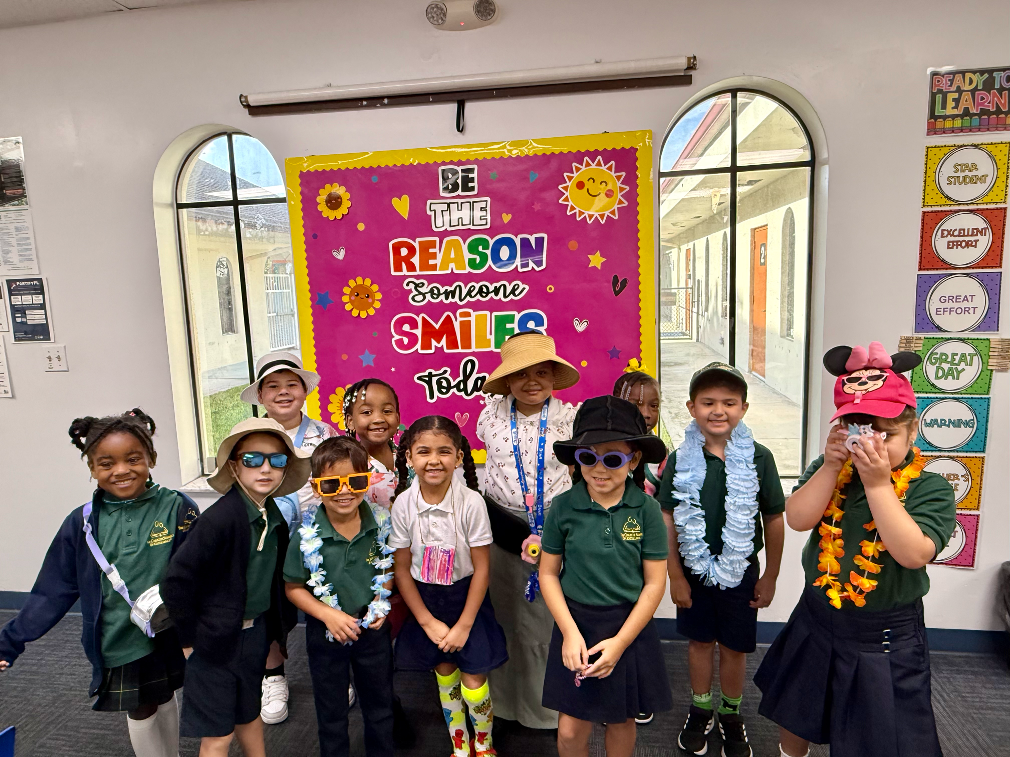 Spirit Week, Wacky Tourist Day- Kindergarten