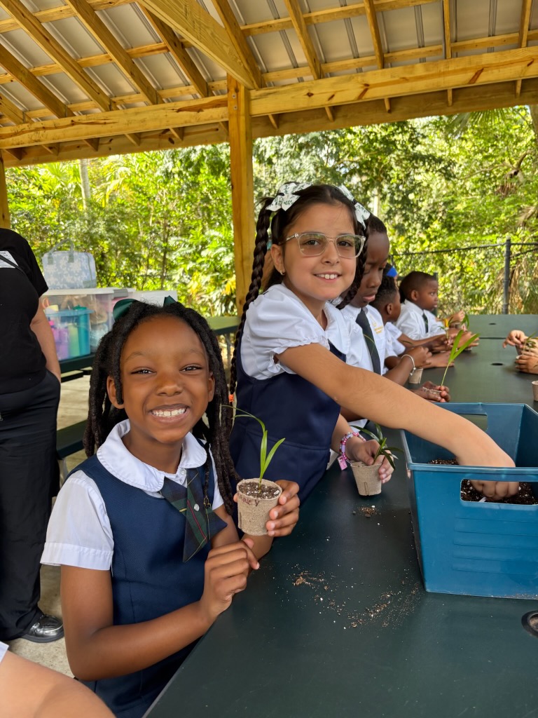 2nd Grade students at Flamingo Gardens learning about plants